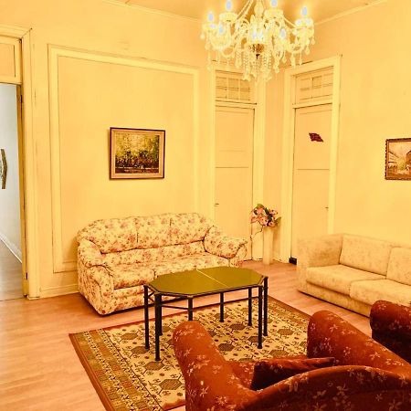 Hostal Plaza Londres 77 Santiago Dış mekan fotoğraf