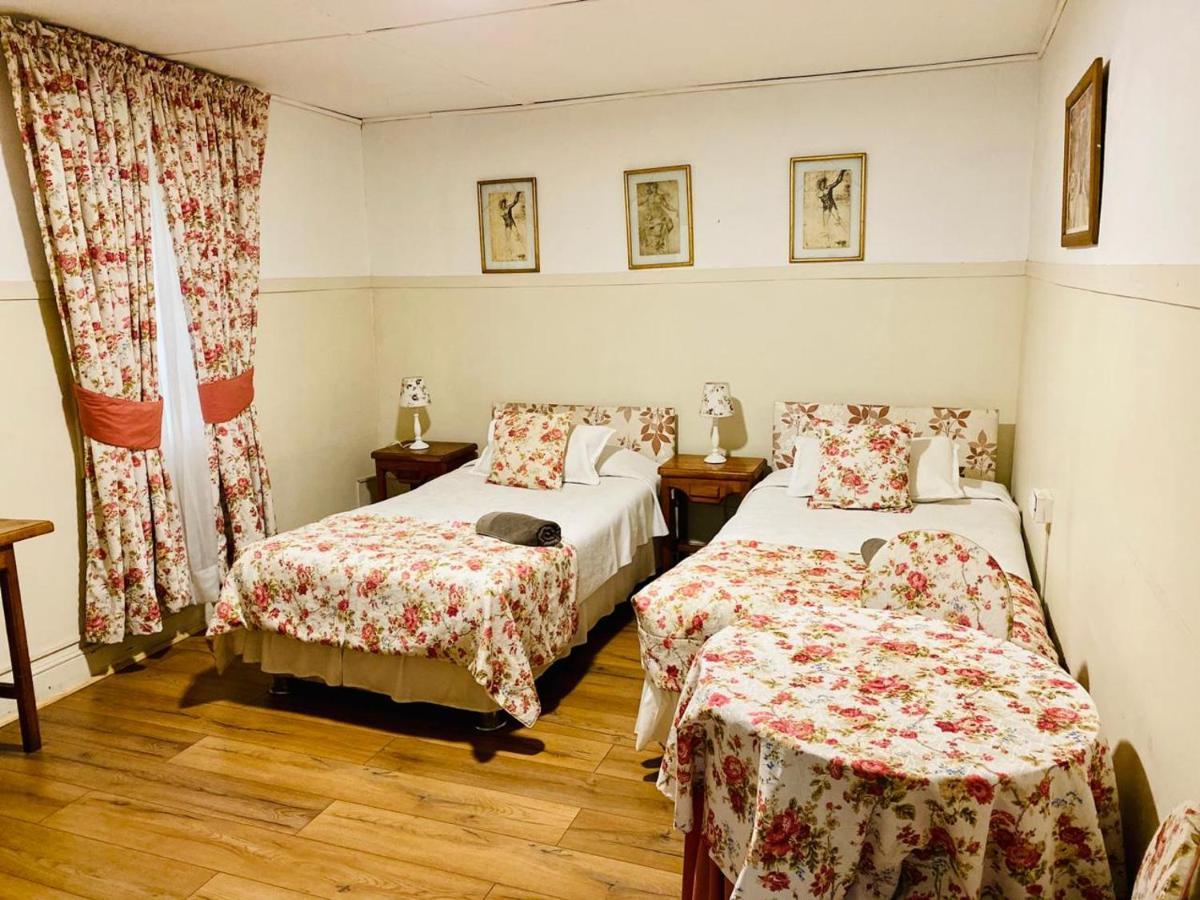 Hostal Plaza Londres 77 Santiago Dış mekan fotoğraf